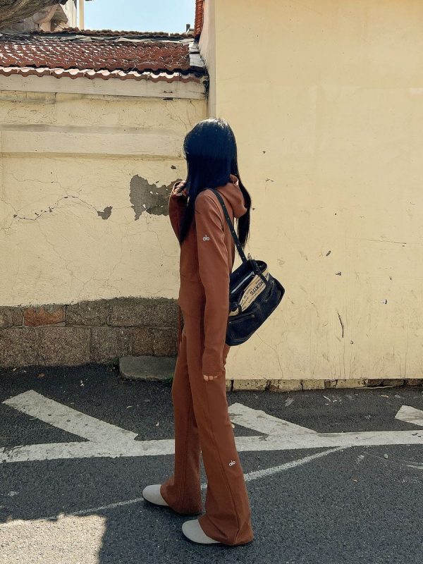 01-248-1.jpg Women's Cropped Zip Hoodie & Flared Pants Set 919b